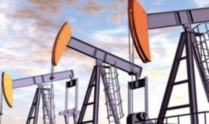 Preţul petrolului Brent a scăzut cu 3 dolari, la 123,12 dolari pe baril